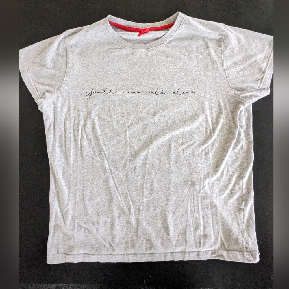 Official Liverpool FC “You’ll Never Walk Alone” Gray T-Shirt – L.F.C. 18 Tag